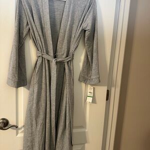Jones New York Gray Robe